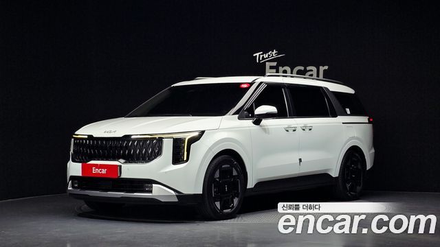 Kia Canival 2024 — photo 1
