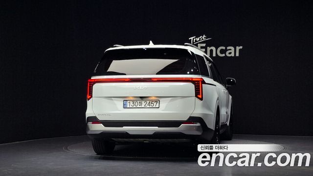 Kia Canival 2024 — photo 4
