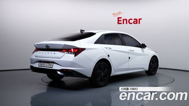 Hyundai AVANTE 2023 — photo 2