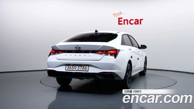 Hyundai AVANTE 2023 — photo 4
