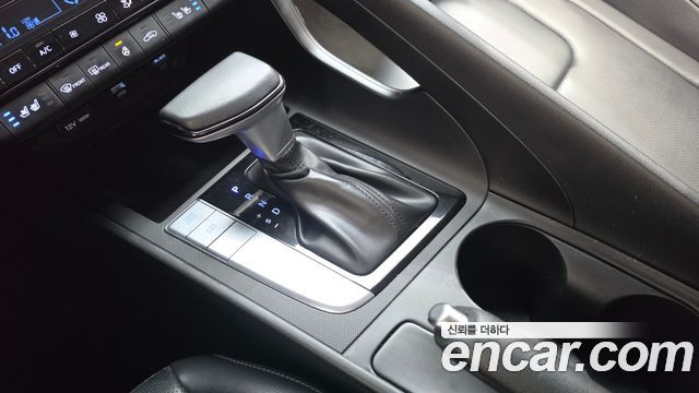 Hyundai AVANTE 2023 — photo 12