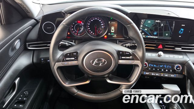 Hyundai AVANTE 2023 — photo 19