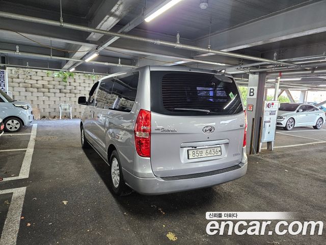 Hyundai Starex 2017 — photo 4