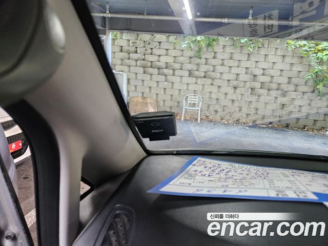 Hyundai Starex 2017 — photo 12