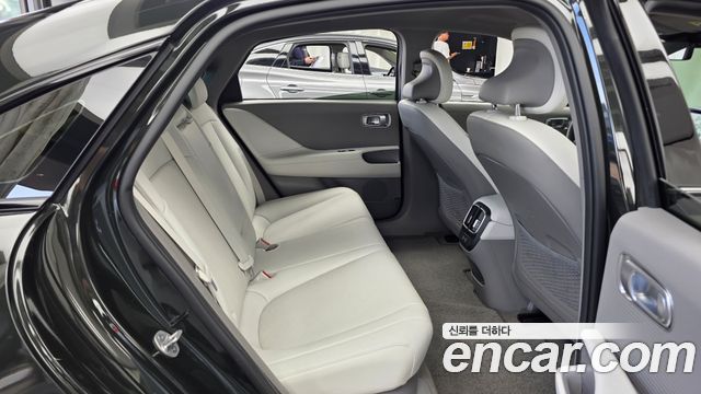 Hyundai Ioniq6 2023 — photo 18