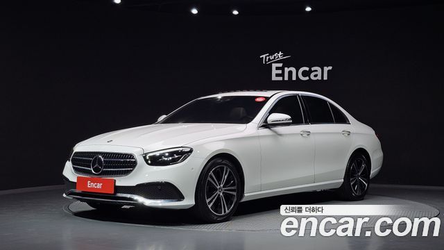 Mercedes-Benz E-Class 2021 — photo 1