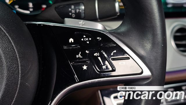 Mercedes-Benz E-Class 2021 — photo 21