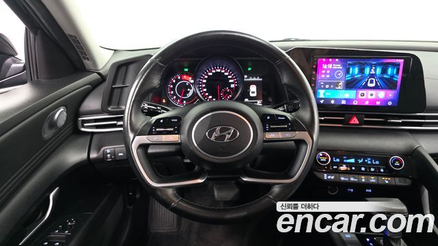 Hyundai AVANTE 2021 — photo 18