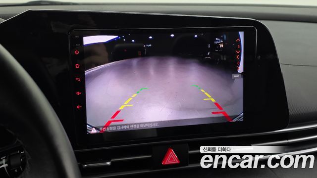 Hyundai AVANTE 2021 — photo 19