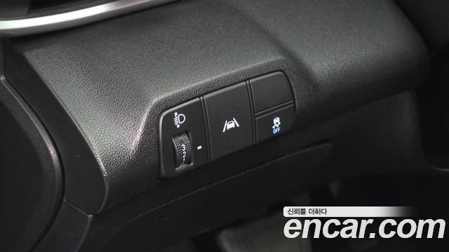 Hyundai AVANTE 2021 — photo 21