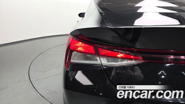 Hyundai AVANTE 2021 — photo 9