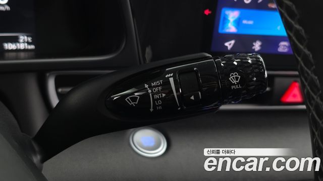 Hyundai AVANTE 2021 — photo 28