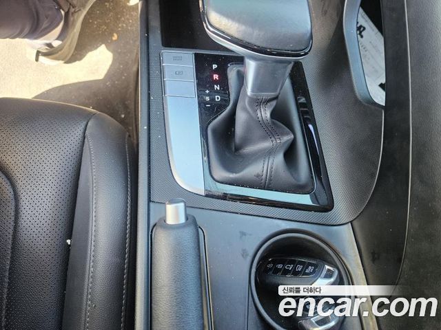 Hyundai AVANTE 2021 — photo 10
