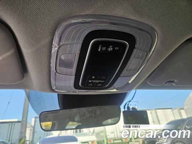 Hyundai AVANTE 2021 — photo 11