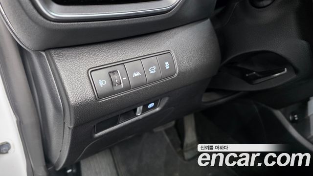 Hyundai Santafe 2021 — photo 30