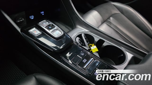 Hyundai Sonata 2022 — photo 9