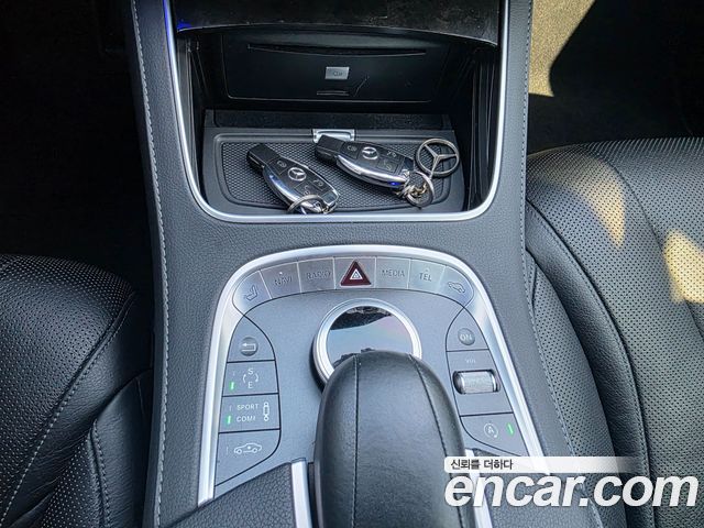 Mercedes-Benz S-Class 2015 — photo 9