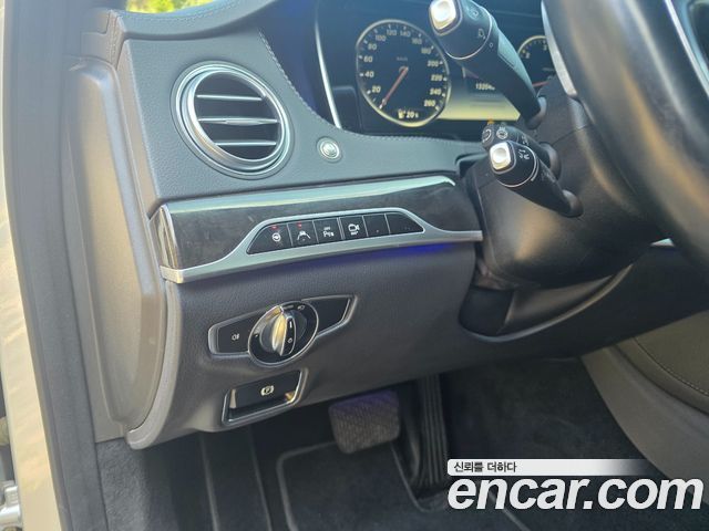 Mercedes-Benz S-Class 2015 — photo 17