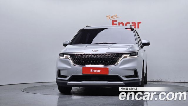 Kia Canival 2021 — photo 3