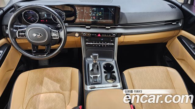 Kia Canival 2021 — photo 7