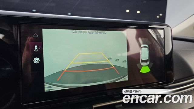 Kia Canival 2021 — photo 15