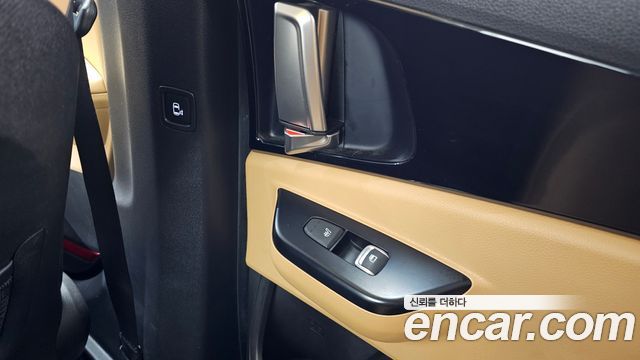 Kia Canival 2021 — photo 19