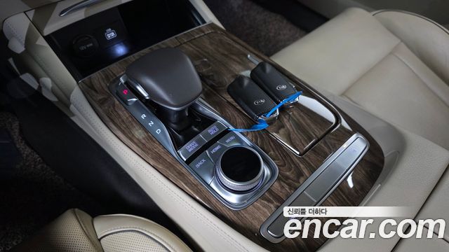 Kia K9 2019 — photo 9