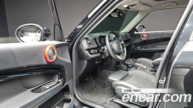 Mini Countryman 2023 — photo 13