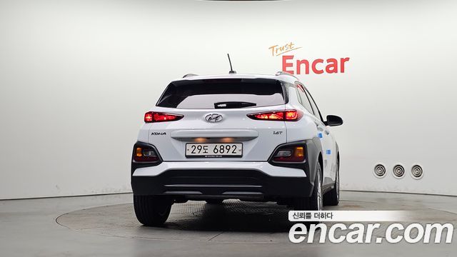 Hyundai Kona 2018 — photo 4