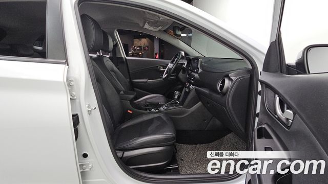 Hyundai Kona 2018 — photo 17