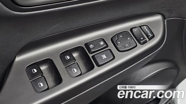Hyundai Kona 2018 — photo 19