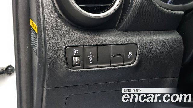 Hyundai Kona 2018 — photo 21