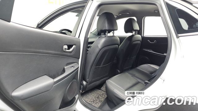 Hyundai Kona 2018 — photo 16