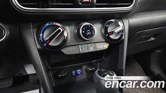 Hyundai Kona 2018 — photo 29
