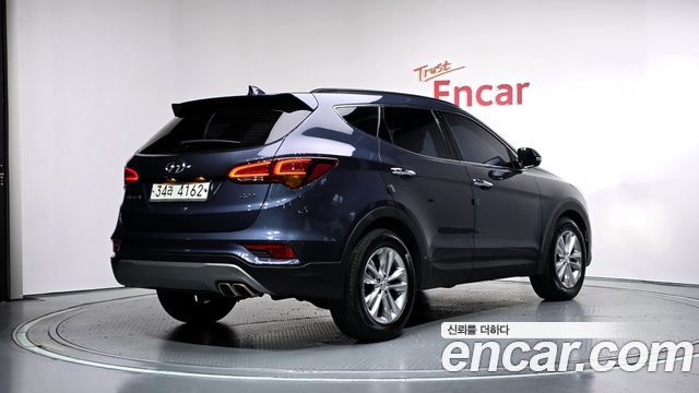 Hyundai Santafe 2018 — photo 2