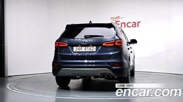 Hyundai Santafe 2018 — photo 4