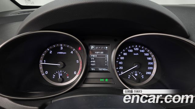 Hyundai Santafe 2018 — photo 11