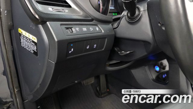 Hyundai Santafe 2018 — photo 24
