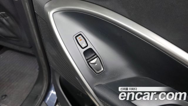 Hyundai Santafe 2018 — photo 25