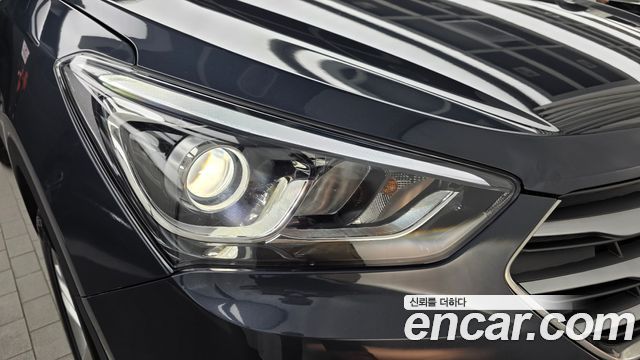 Hyundai Santafe 2018 — photo 8