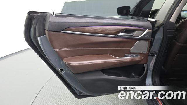 BMW Gran Turismo 2018 — photo 15
