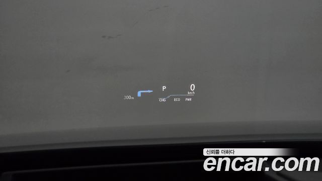 Lexus ES 2022 — photo 23