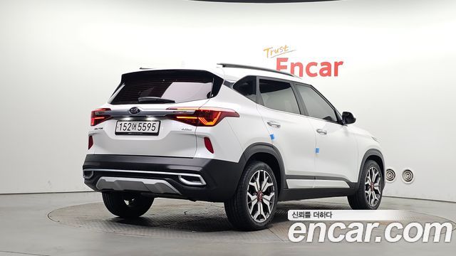 Kia Seltos 2022 — photo 2