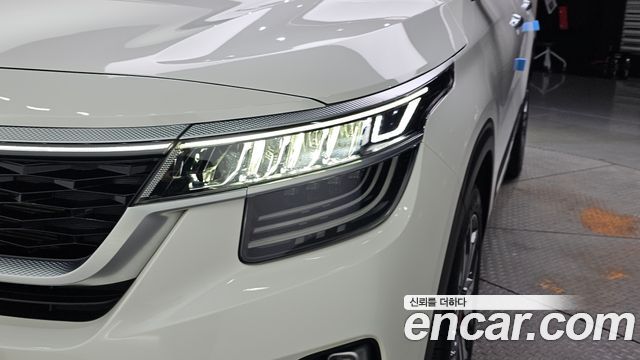 Kia Seltos 2022 — photo 8