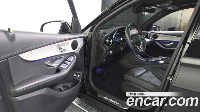 Mercedes-Benz GLC-Class 2021 — photo 13