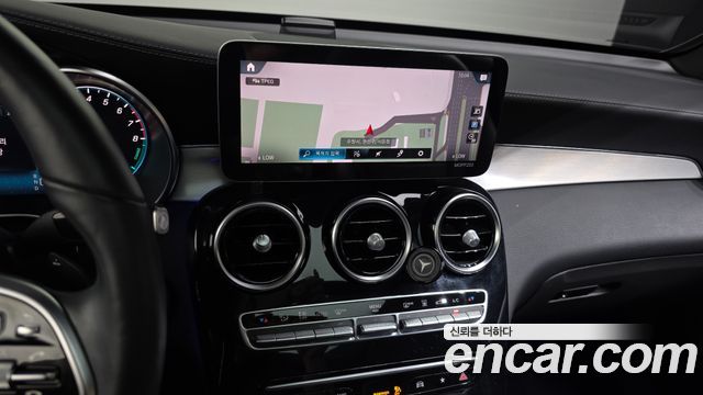 Mercedes-Benz GLC-Class 2021 — photo 20