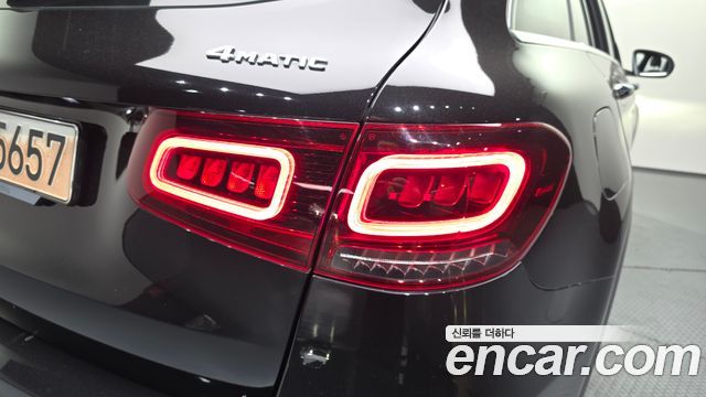 Mercedes-Benz GLC-Class 2021 — photo 9