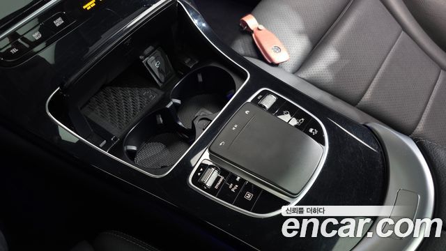 Mercedes-Benz GLC-Class 2021 — photo 29