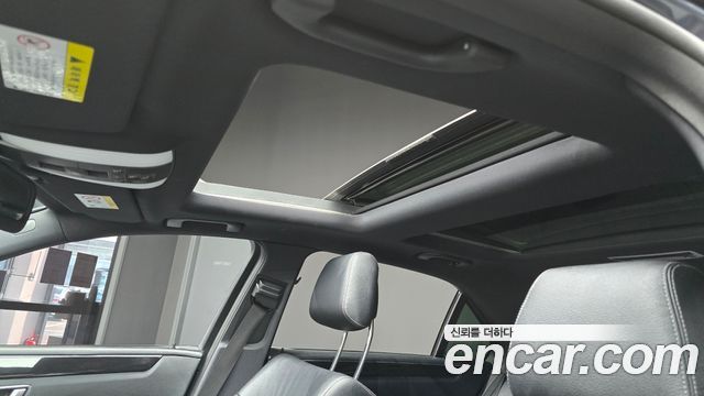 Mercedes-Benz E-Class 2014 — photo 19