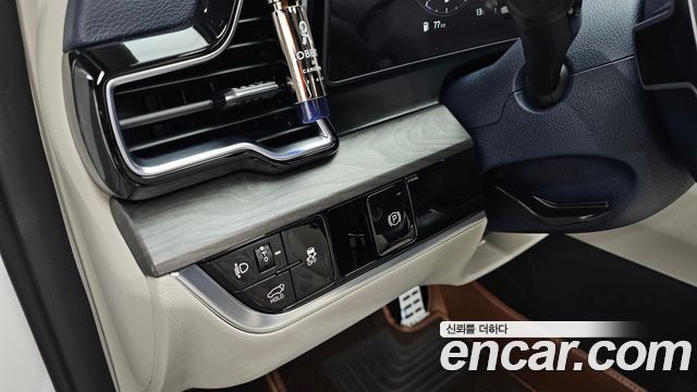 Kia Sportage 2023 — photo 23